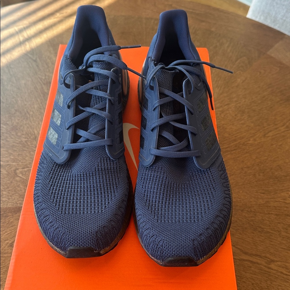 Adidas Ultraboost 20 Rare Men's Navy Blue Running Shoes / Sneakers - Picture 2 of 3